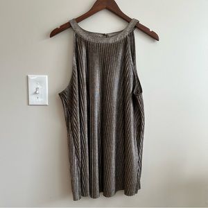 Torrid Metallic Gold Goddess Tank, Size 2